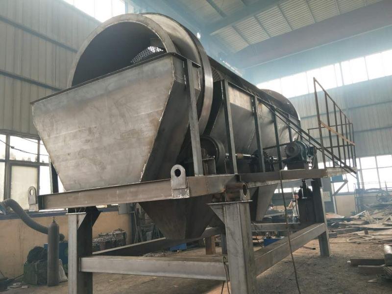 圓筒回轉(zhuǎn)篩-砂石滾筒篩-滾筒篩砂機(jī)-籠式<a href='http://www.lssxw.com' title='滾筒篩' target='_blank'>滾筒篩</a>分機(jī)(圓筒篩技術(shù)參數(shù))